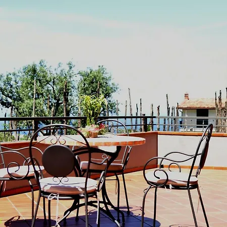 Bed & Breakfast Bed And Lemons Piano di Sorrento