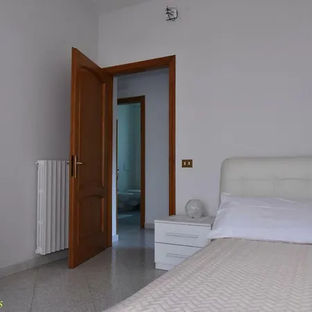 Bed And Lemons Bed & Breakfast